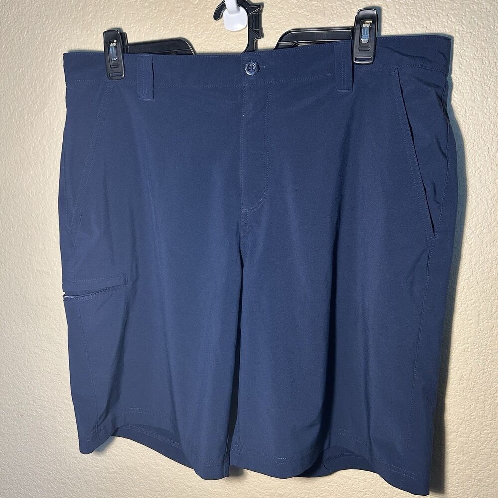 Columbia Men's Performance Fishing Gear Navy Cargo Shorts Waist 38” Inseam 10”